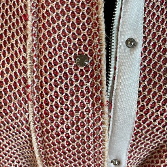 Soft red and cream jacket/sweater - Picture 3 of 4